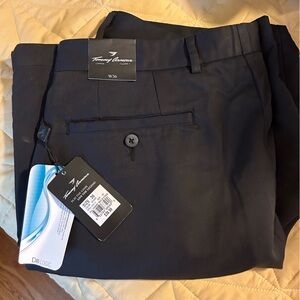 Men’s 36 Black Shorts by Tommy Armour